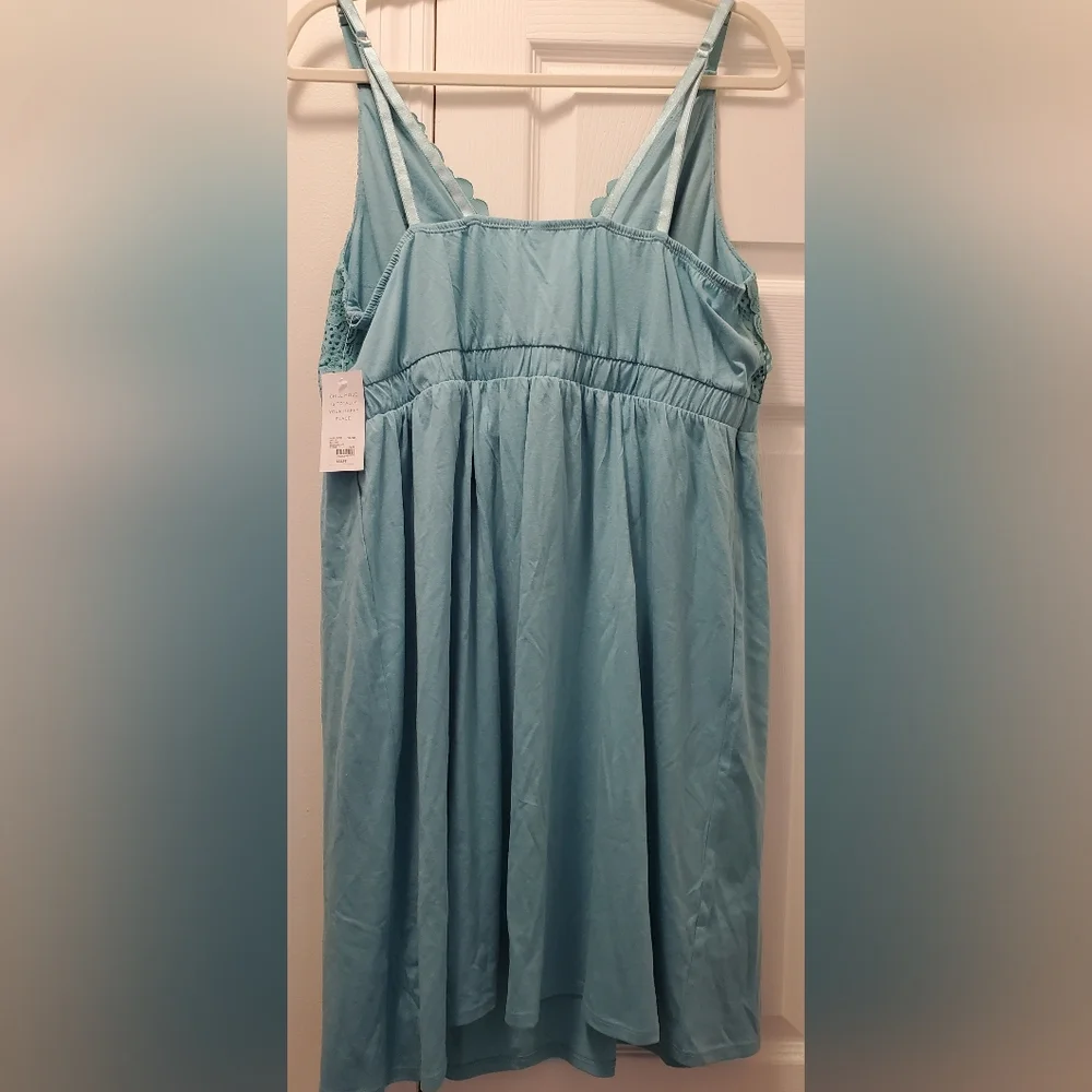 Elegant Blue Lace Dress - Picture 2 of 3